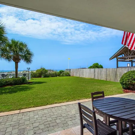 Waters Edge 103 - Family Tides Vila